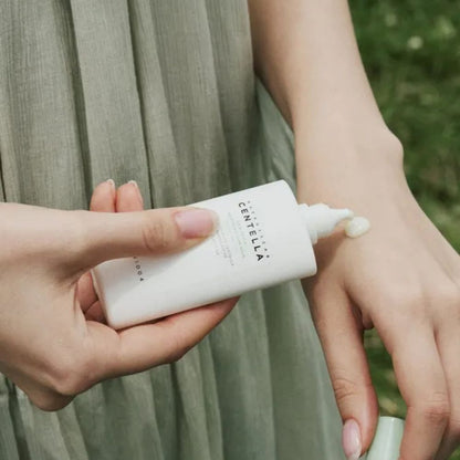 SKIN1004 Soothing Sun Milk SPF50+ PA++++ for oil control and UV protection