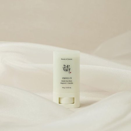 BEAUTY OF JOSEON Matte Sun Stick : Mugwort + Camelia SPF 50+ PA++++ 18gSunscreenGlam Secret